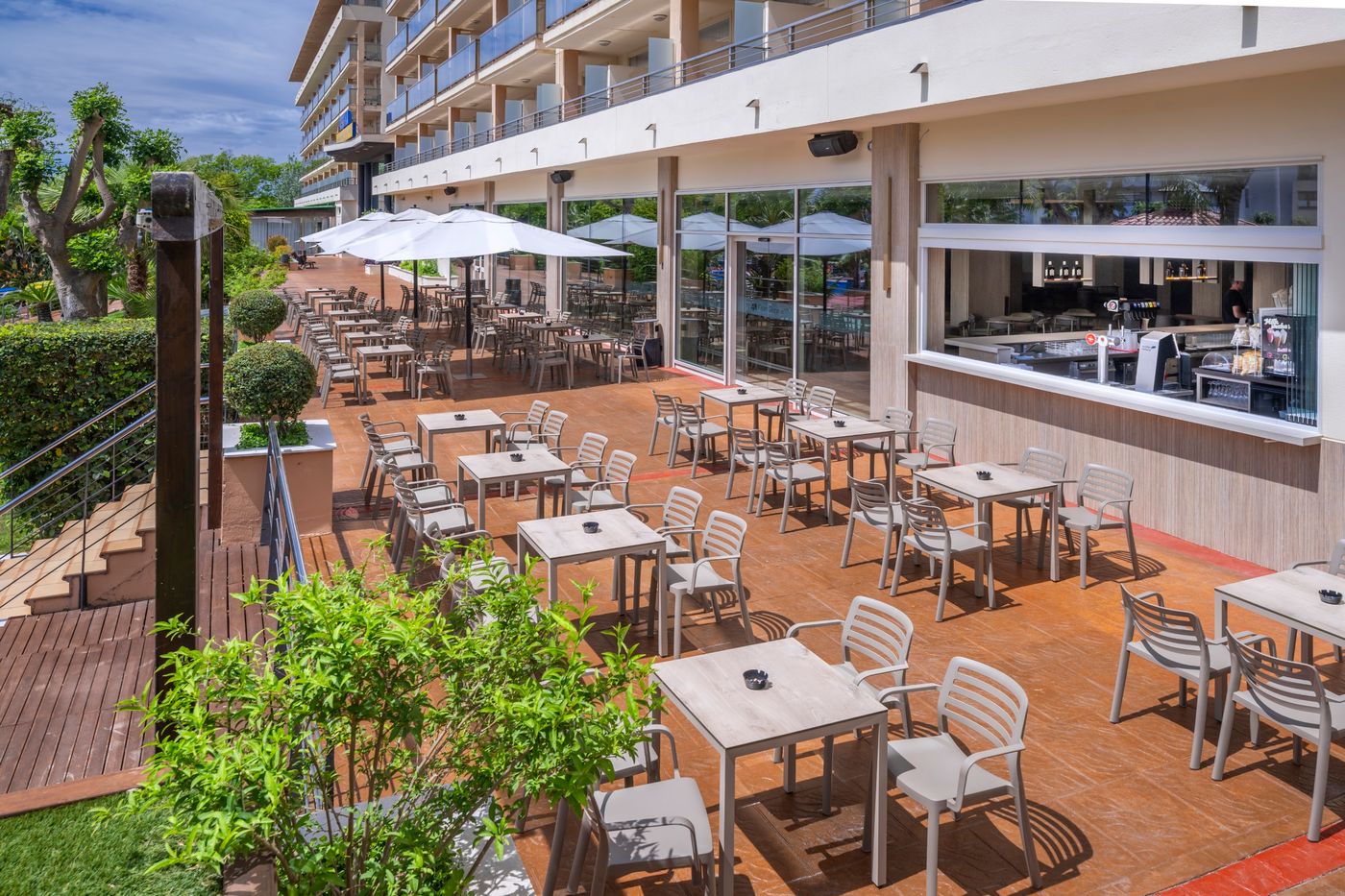 4R-Gran-Regina-Hotel-Bar-6