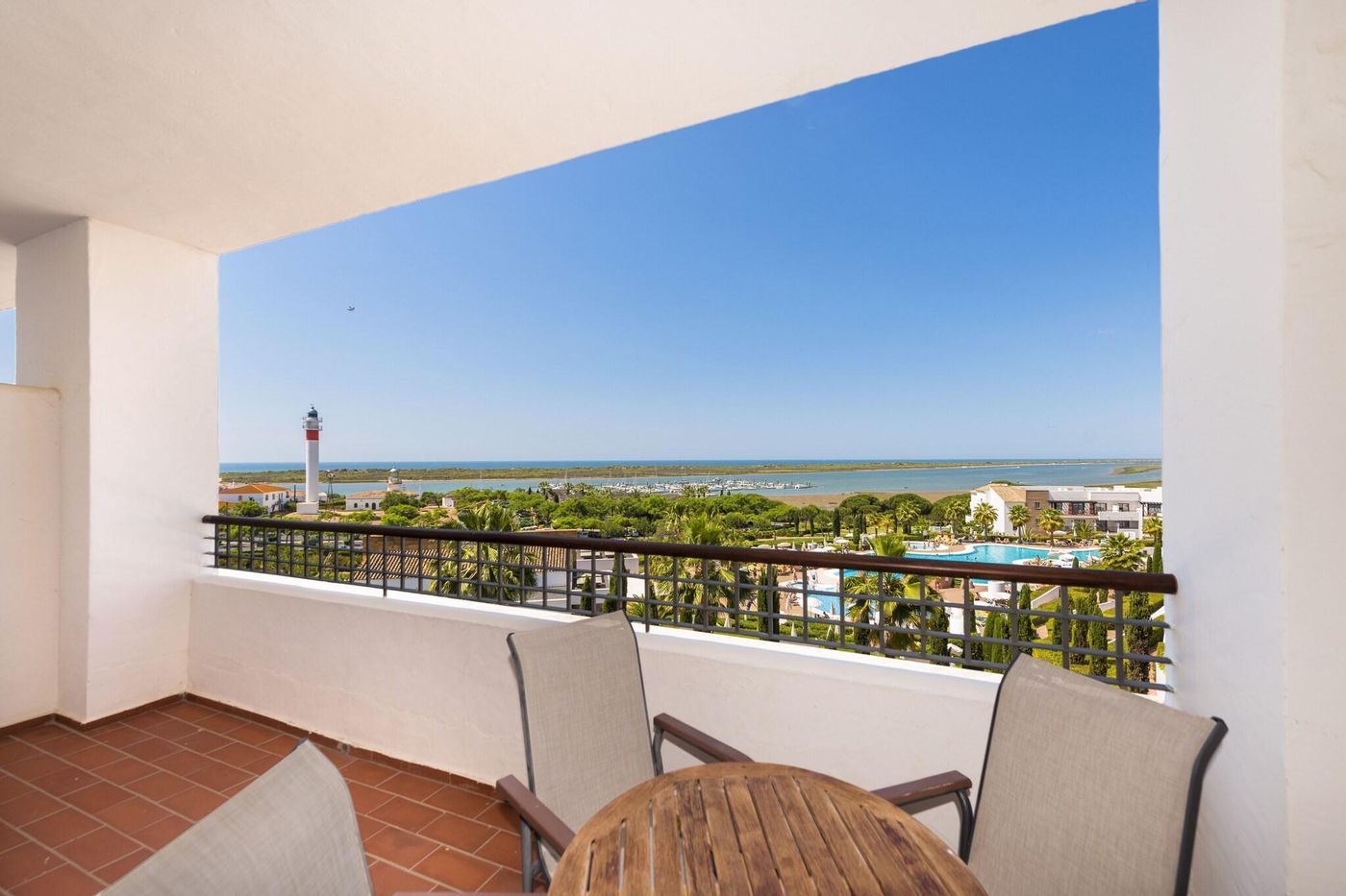 Fuerte-El-Rompido-Spa-Room-65