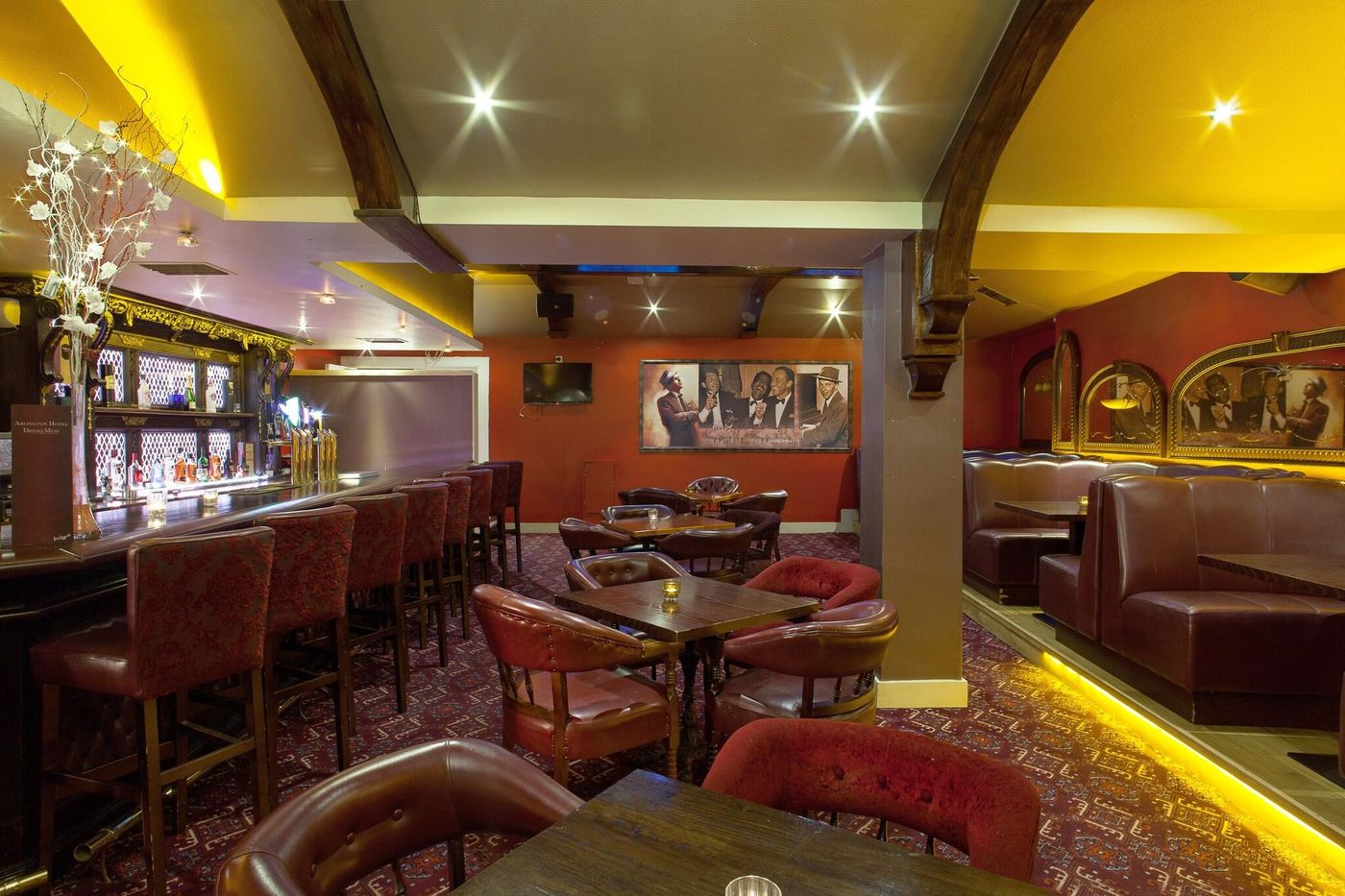 Arlington-O-Connell-Bridge-Lobby-16