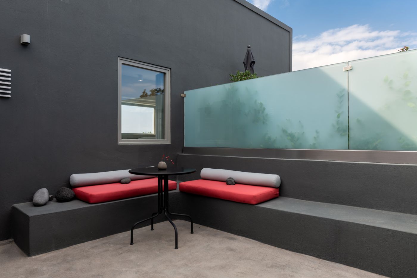 West-East-Suites-Room-18