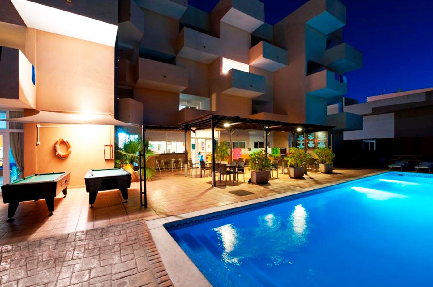 Blue Star Apartments