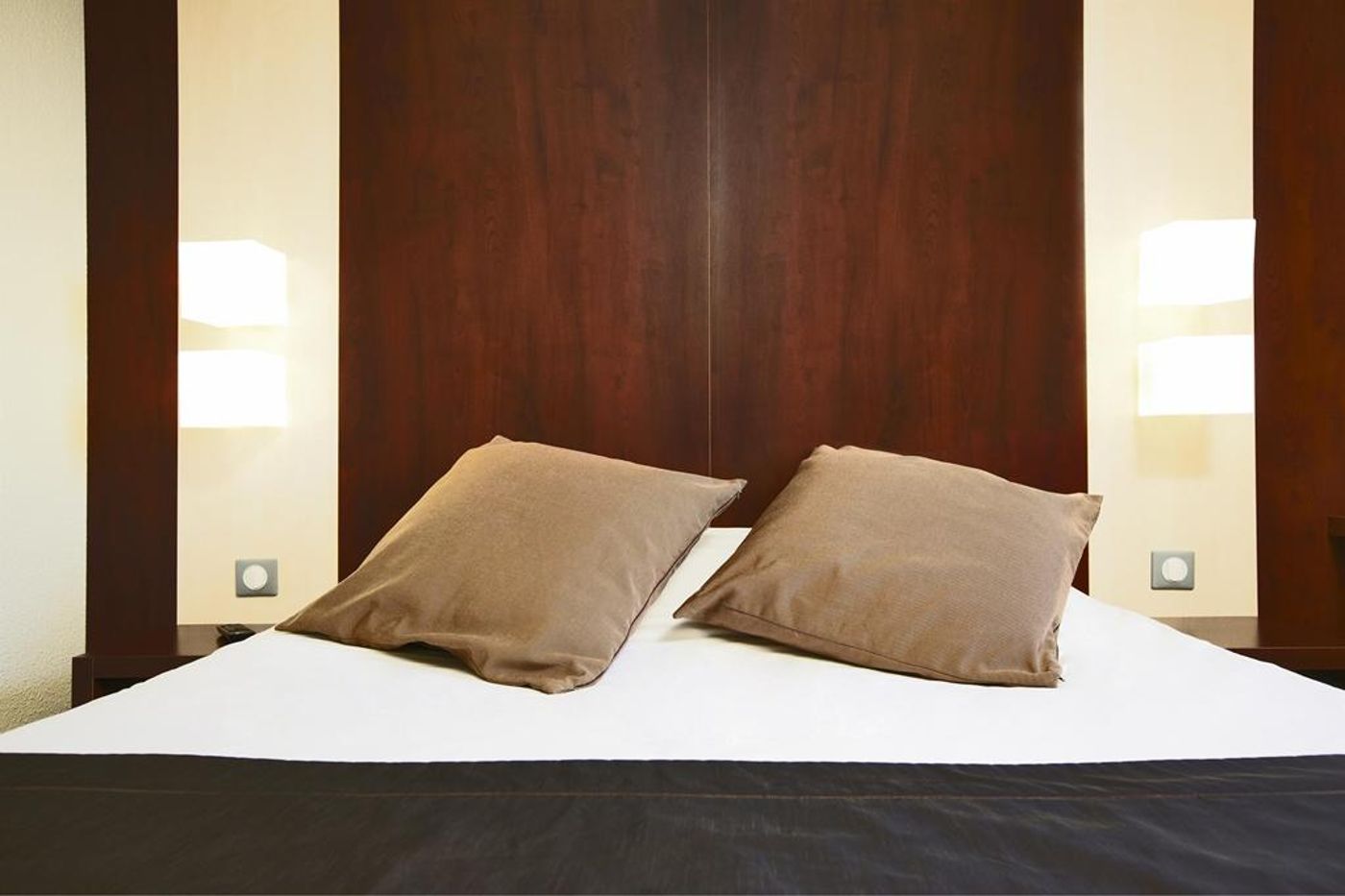 KYRIAD PERPIGNAN – Aéroport-France-RIVESALTES-General view-8