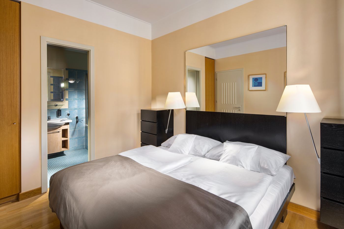 Mamaison-Residence-Belgicka-Prague-Room-17