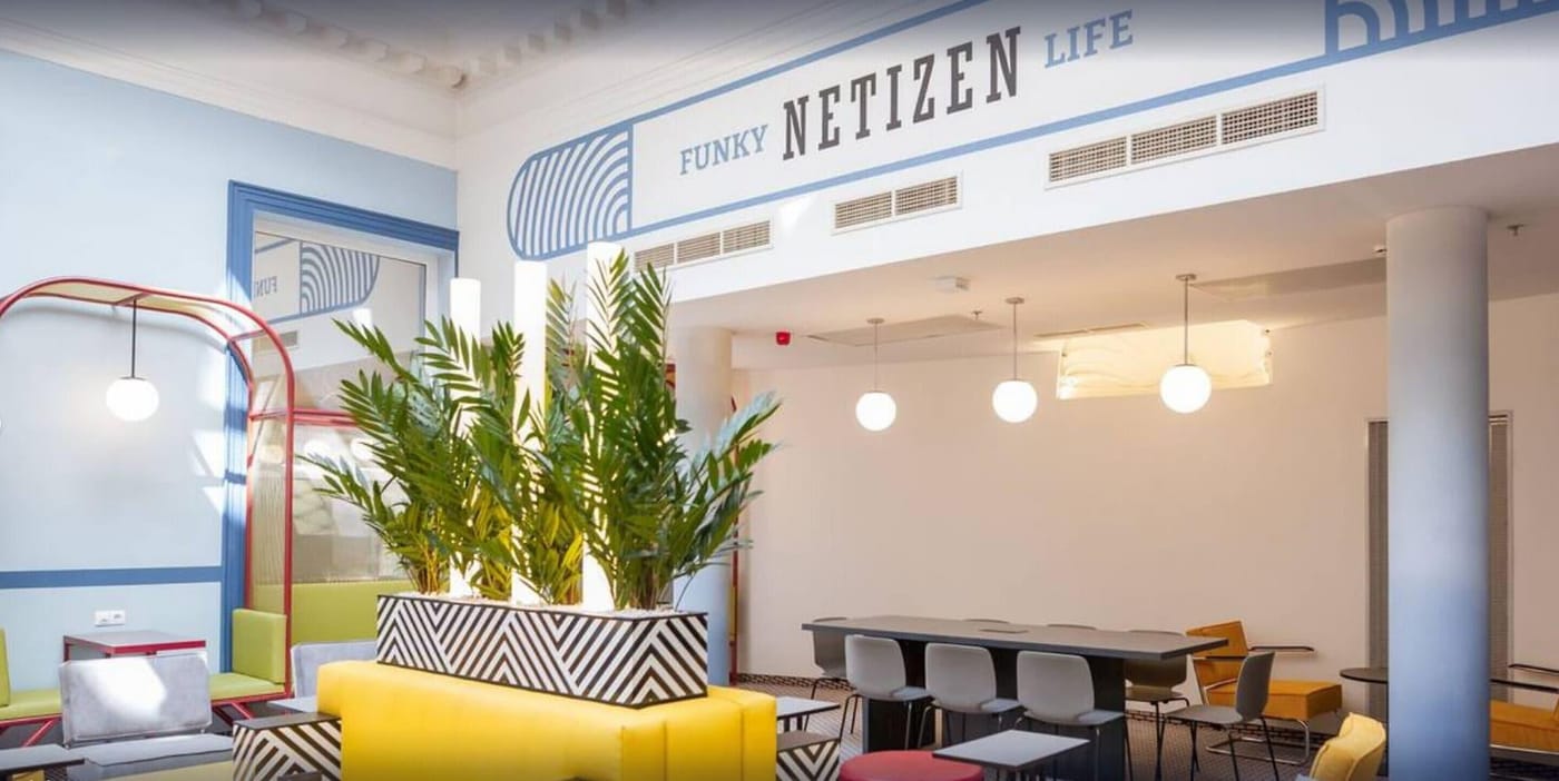 NETIZEN-Budapest-Centre-Hostel-Hotel-Lobby-20