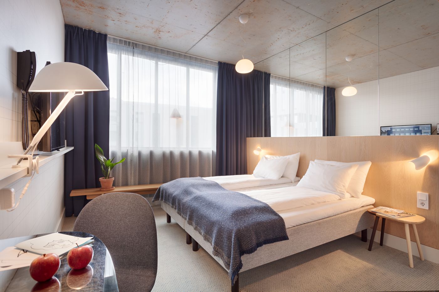 Zander K-Norway-BERGEN-Room-4