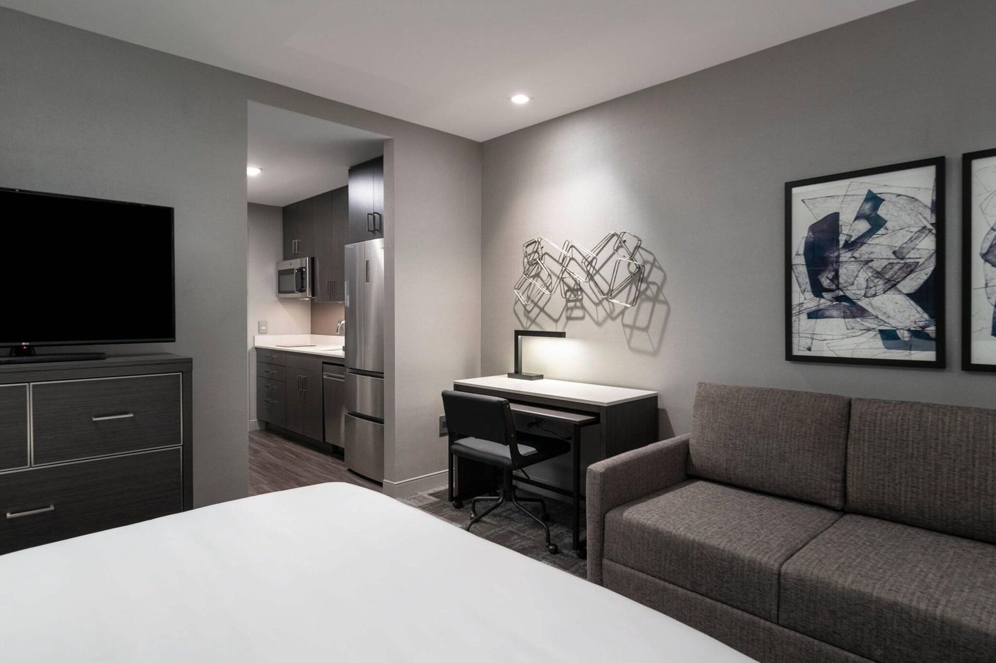 TownePlace-Suites-by-Marriott-Boston-Medford-Room-7