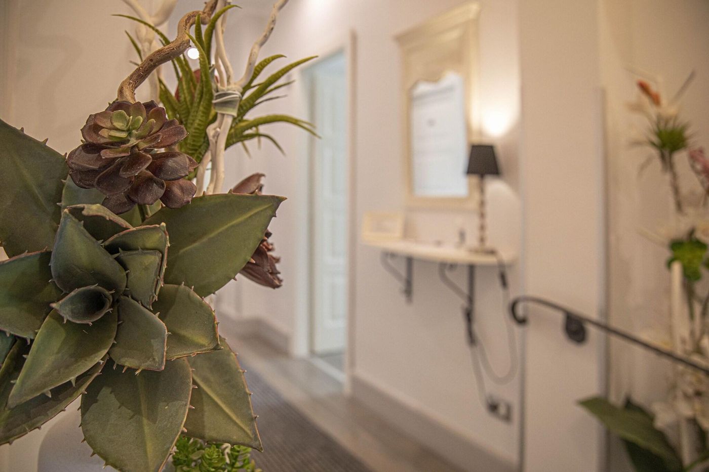 Domus-Castrense-Room-6