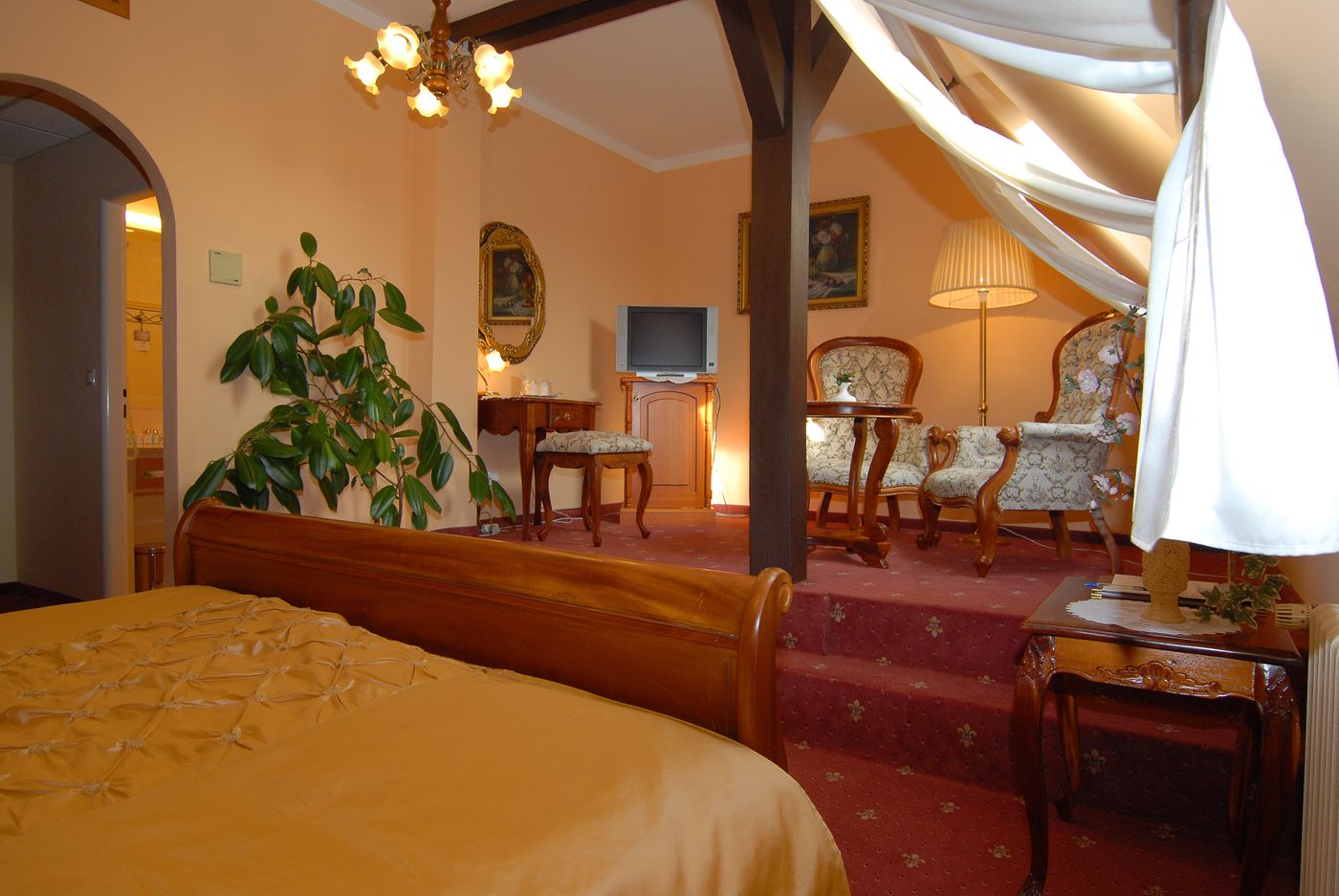 Hotel-Opera-Prague-Room-15