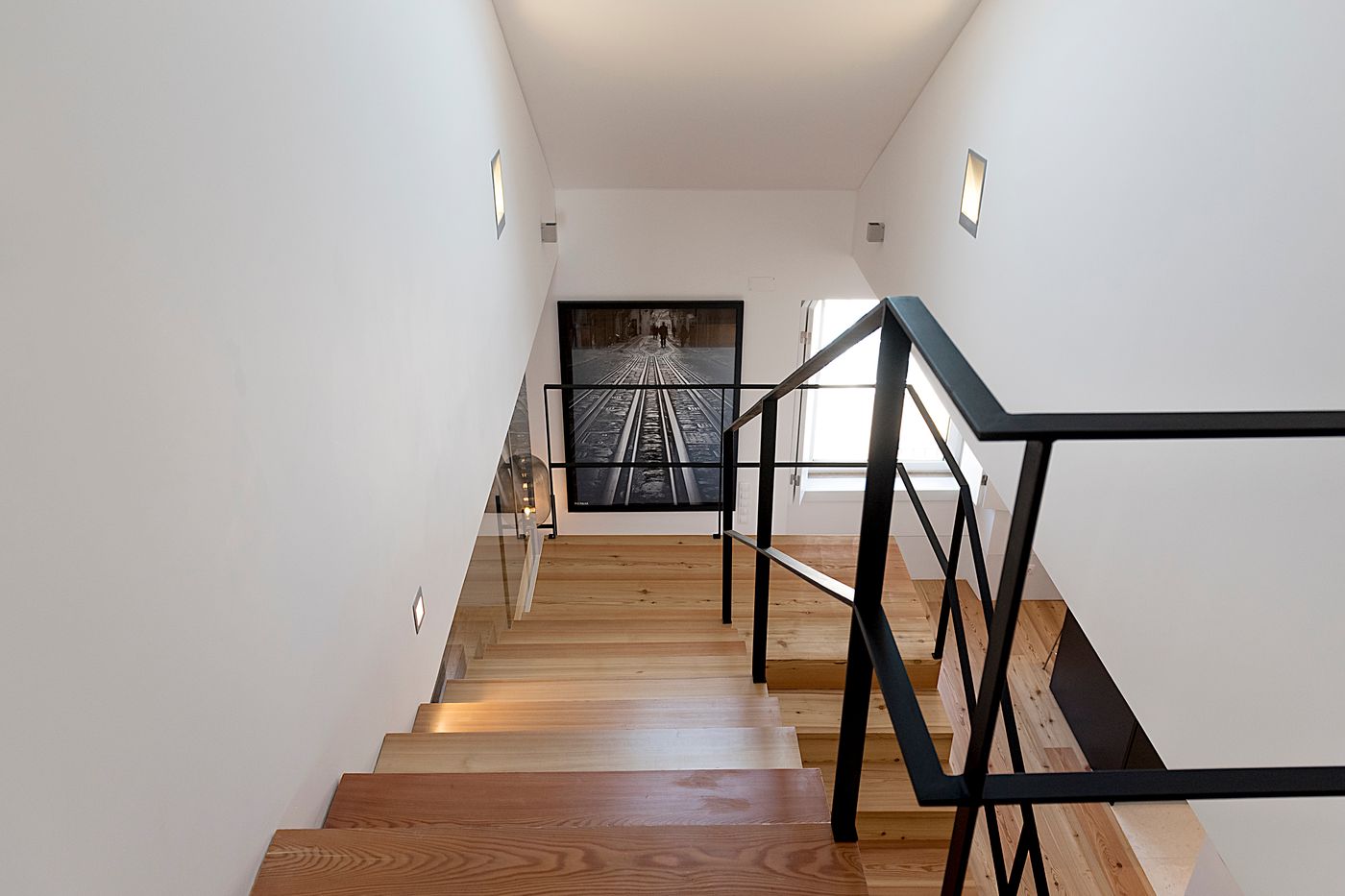 Flora-Chiado-Apartments-Room-13