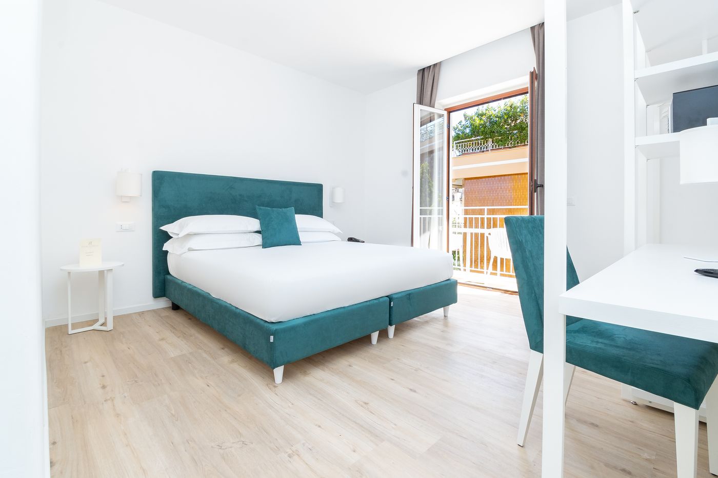 Hotel-Isabella-Sorrento-Room-11