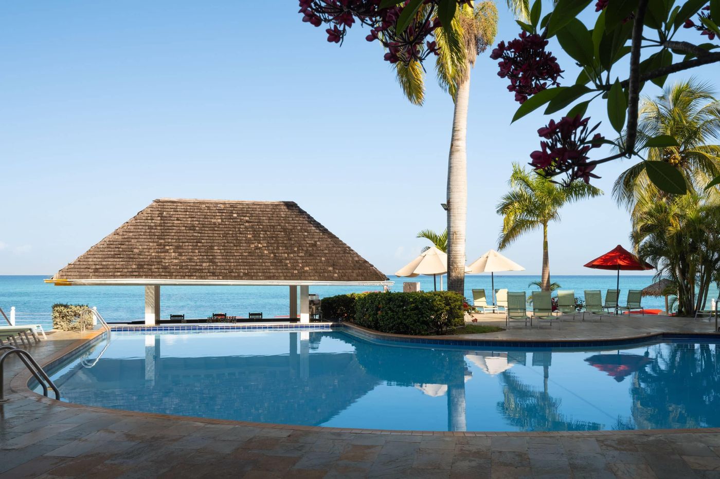 Grand-Decameron-Montego-Bay--A-Trademark-All-Inclusive-Pool-1