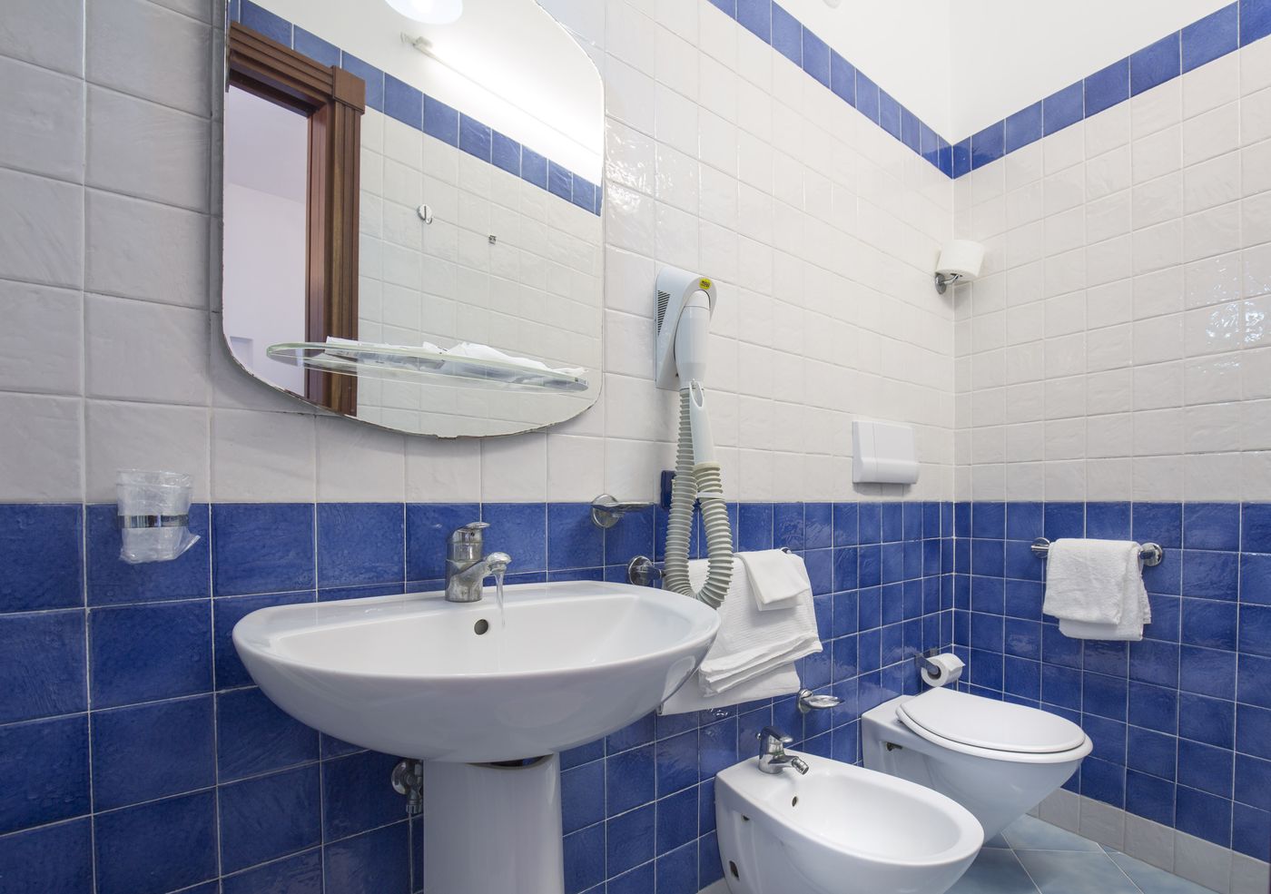 Hotel-Il-Faro-Sorrento-Room-16