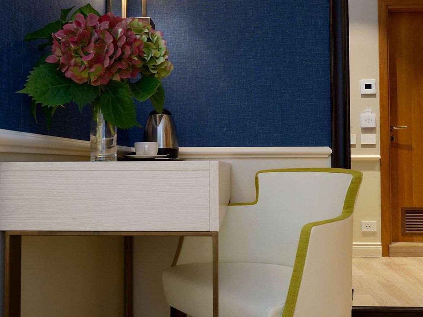 Best-Western-Hotel-Canon-d-Oro-Room-17