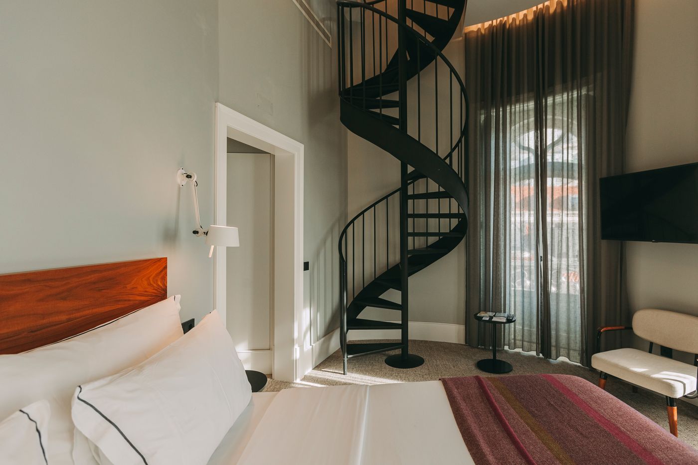 1908-Lisboa-Hotel-Room-25