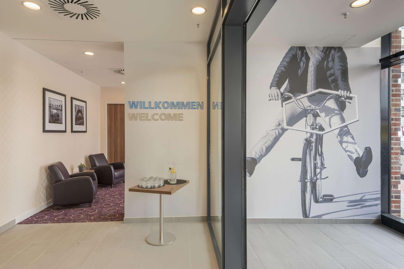 Hampton by Hilton Hamburg City Centre - Germany - Hamburg - Lobby - 2