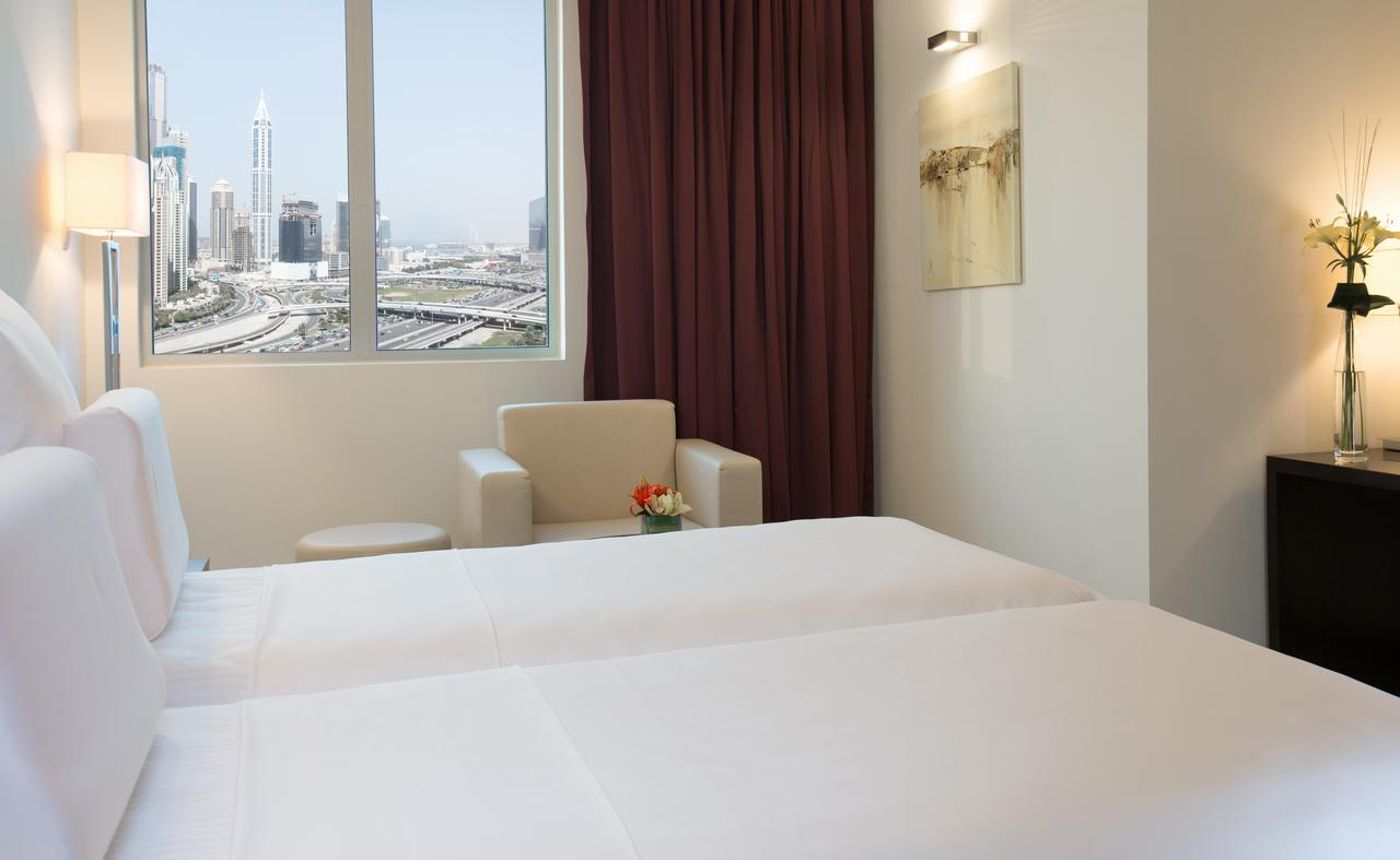 Pullman Dubai Jumeirah Lakes Towers