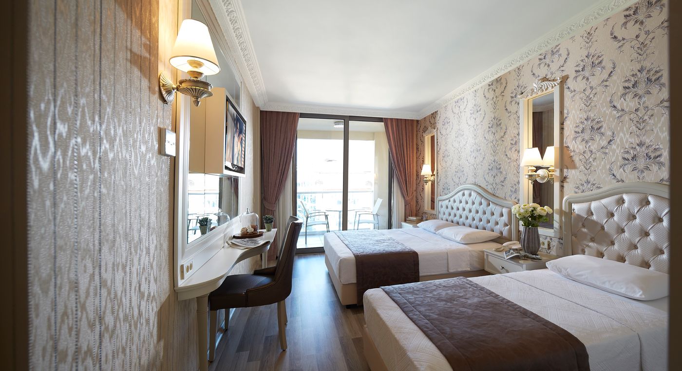 Emre Beach Hotel & Emre Annexe