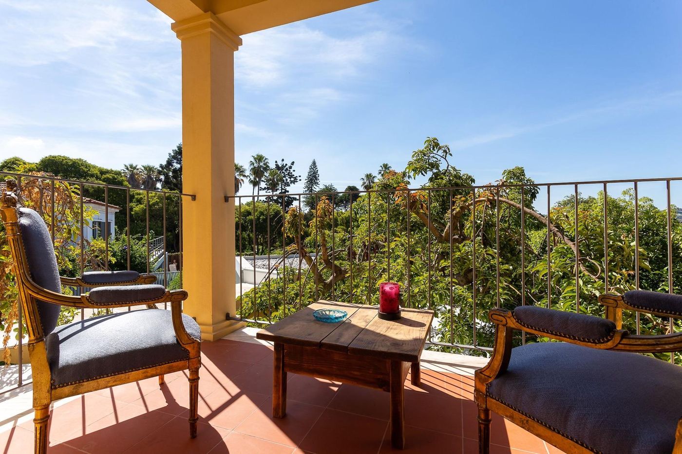 Geronimo-Guest-House-Bel-m-Terrace-1