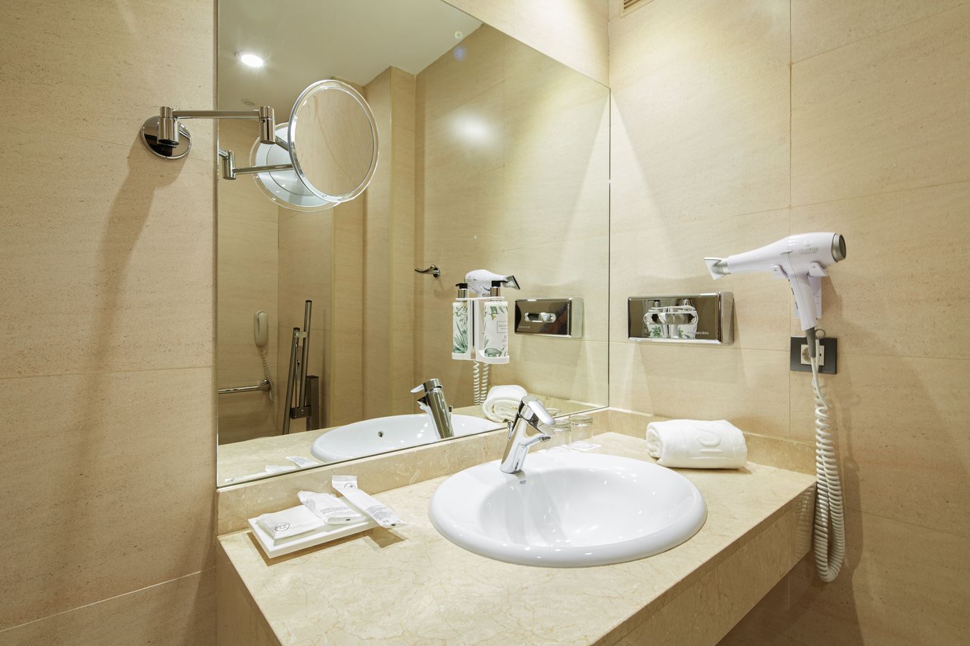 Sercotel Sant Boi-Spain-SANT BOI DE LLOBREGAT-Room-5