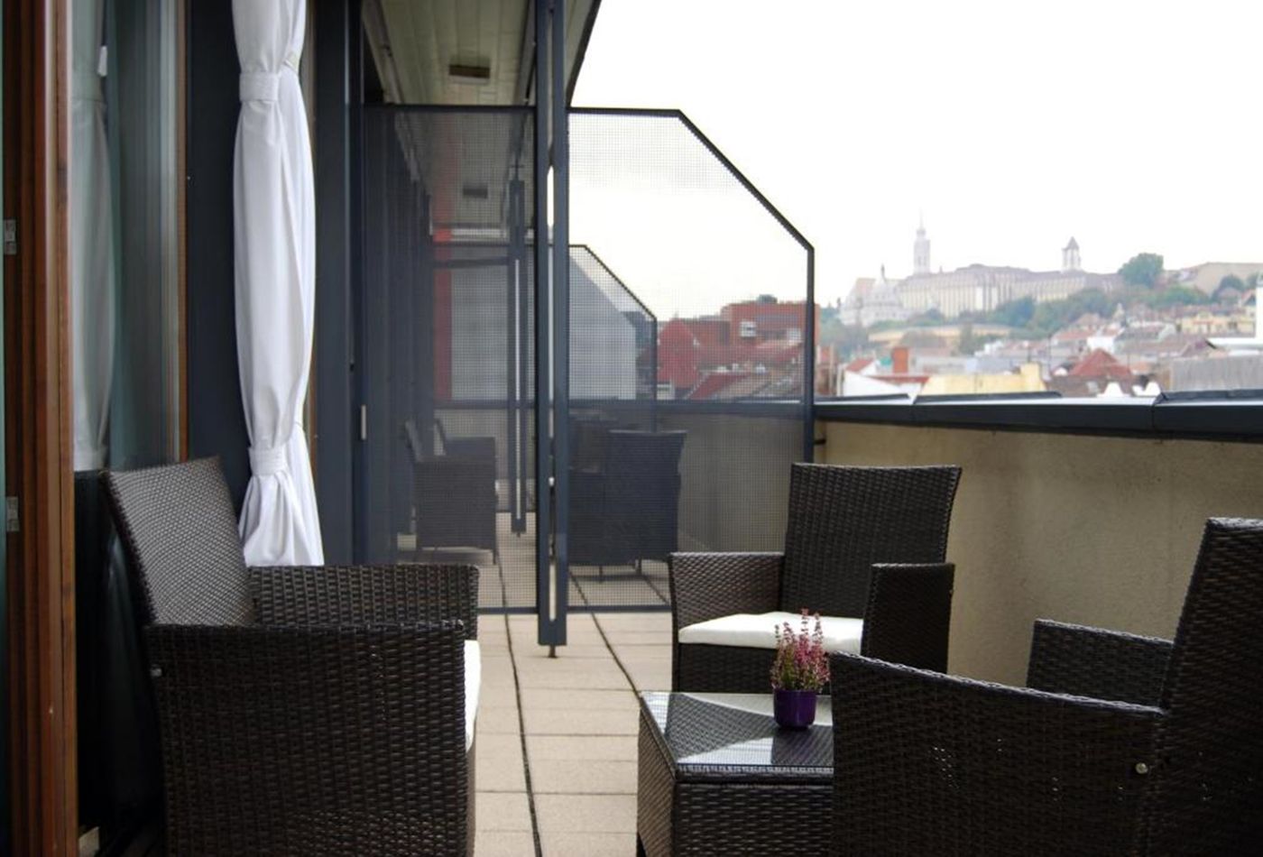 Residence-Regnum-Room-73