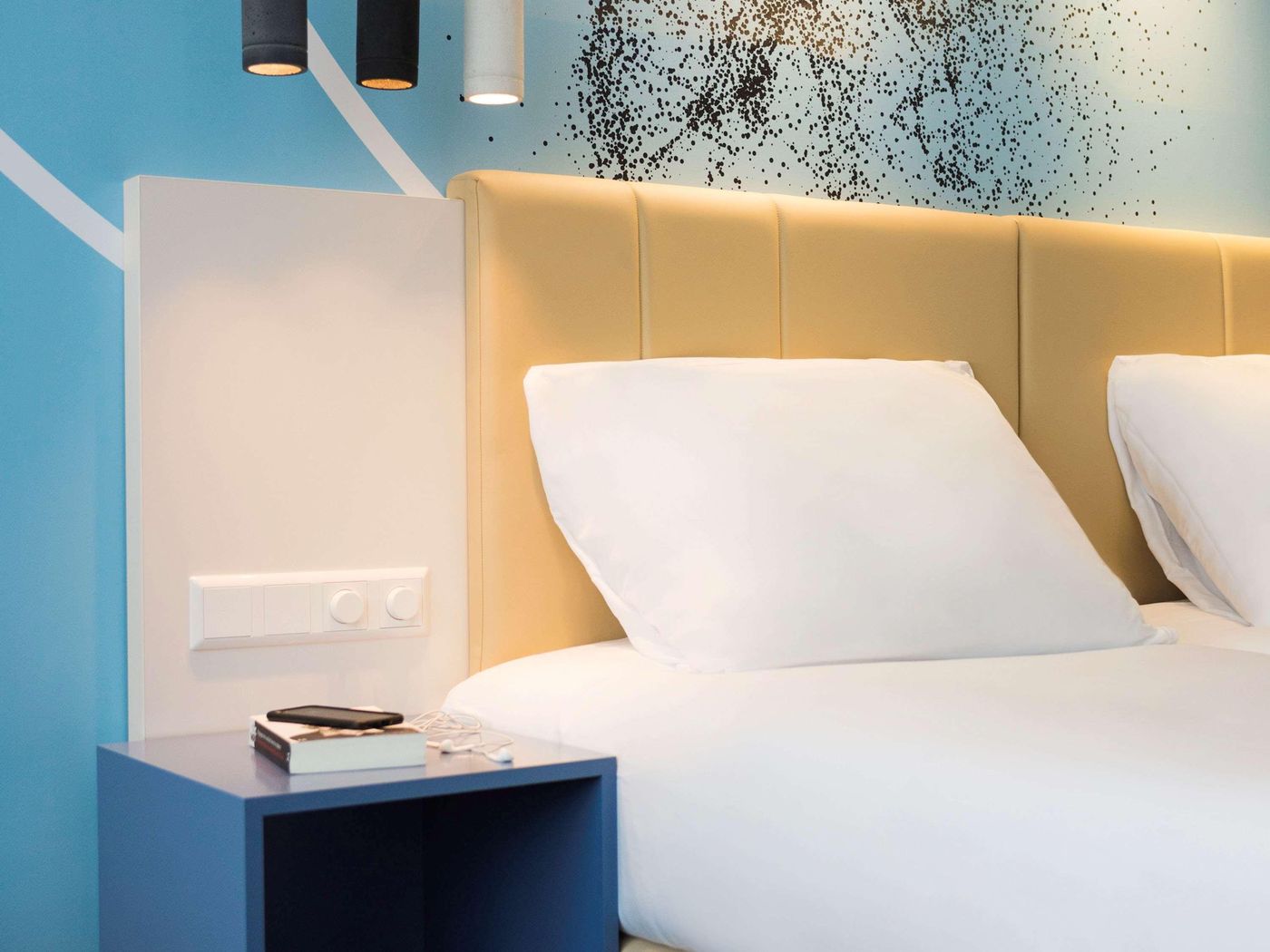 ibis-Styles-Haarlem-City-Room-31