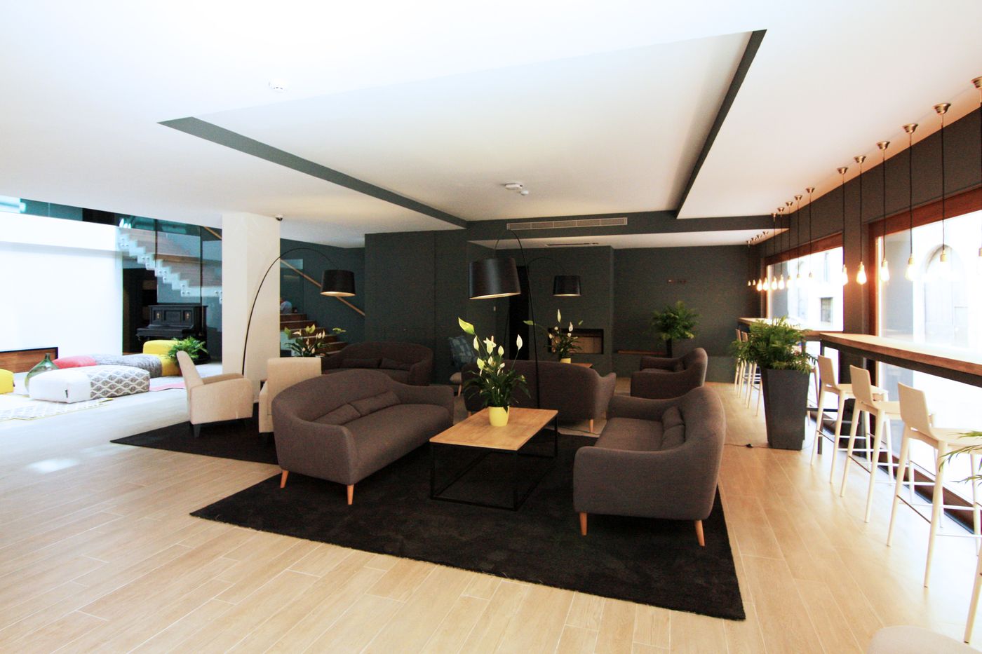 Raval-De-La-Mar-Lobby-32