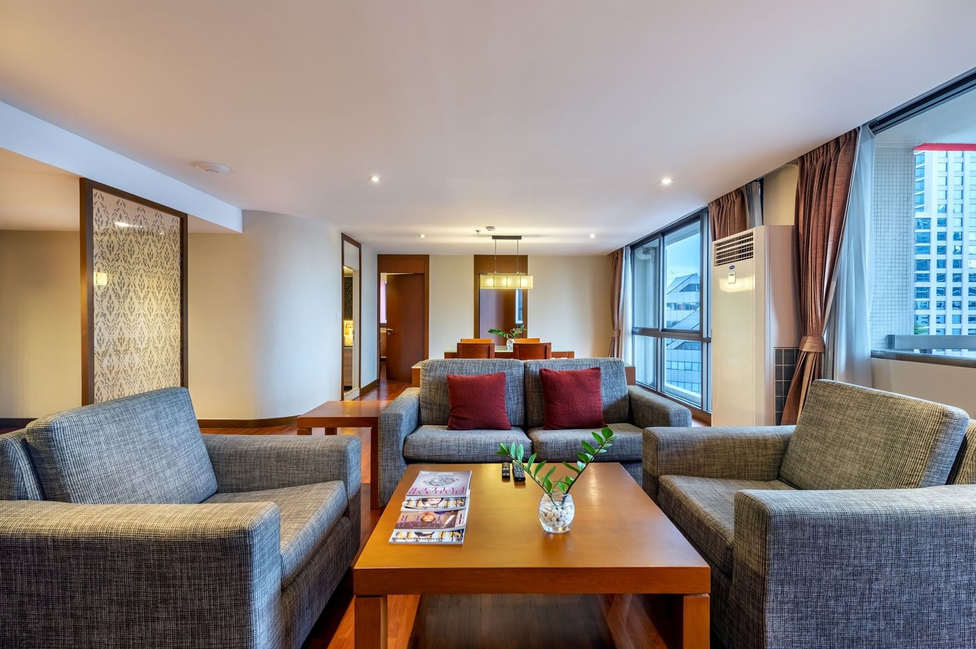 Bandara Suites Silom-Thailand-BANGKOK-Room-9