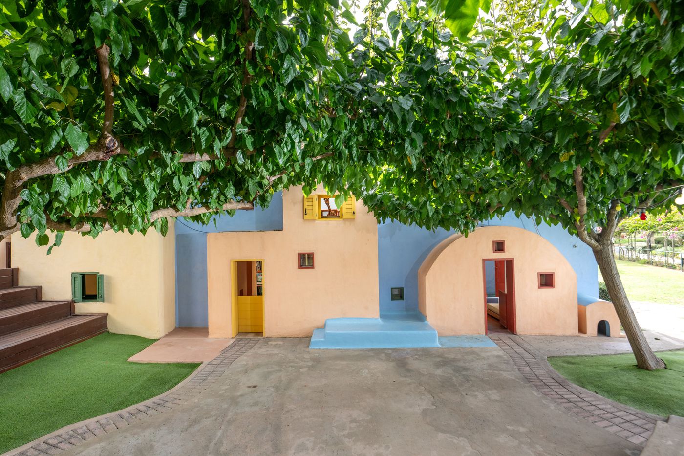 Aquila-Rithymna-Beach-Sports-and-Entertainment-56