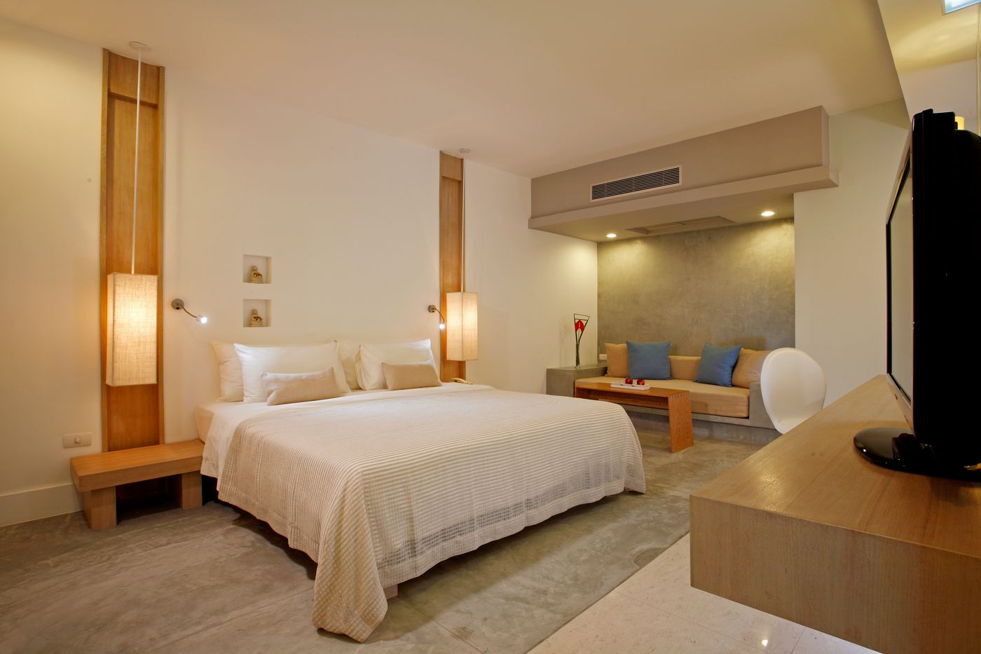 Ramada-by-Wyndham-Phuket-Southsea-Room-18