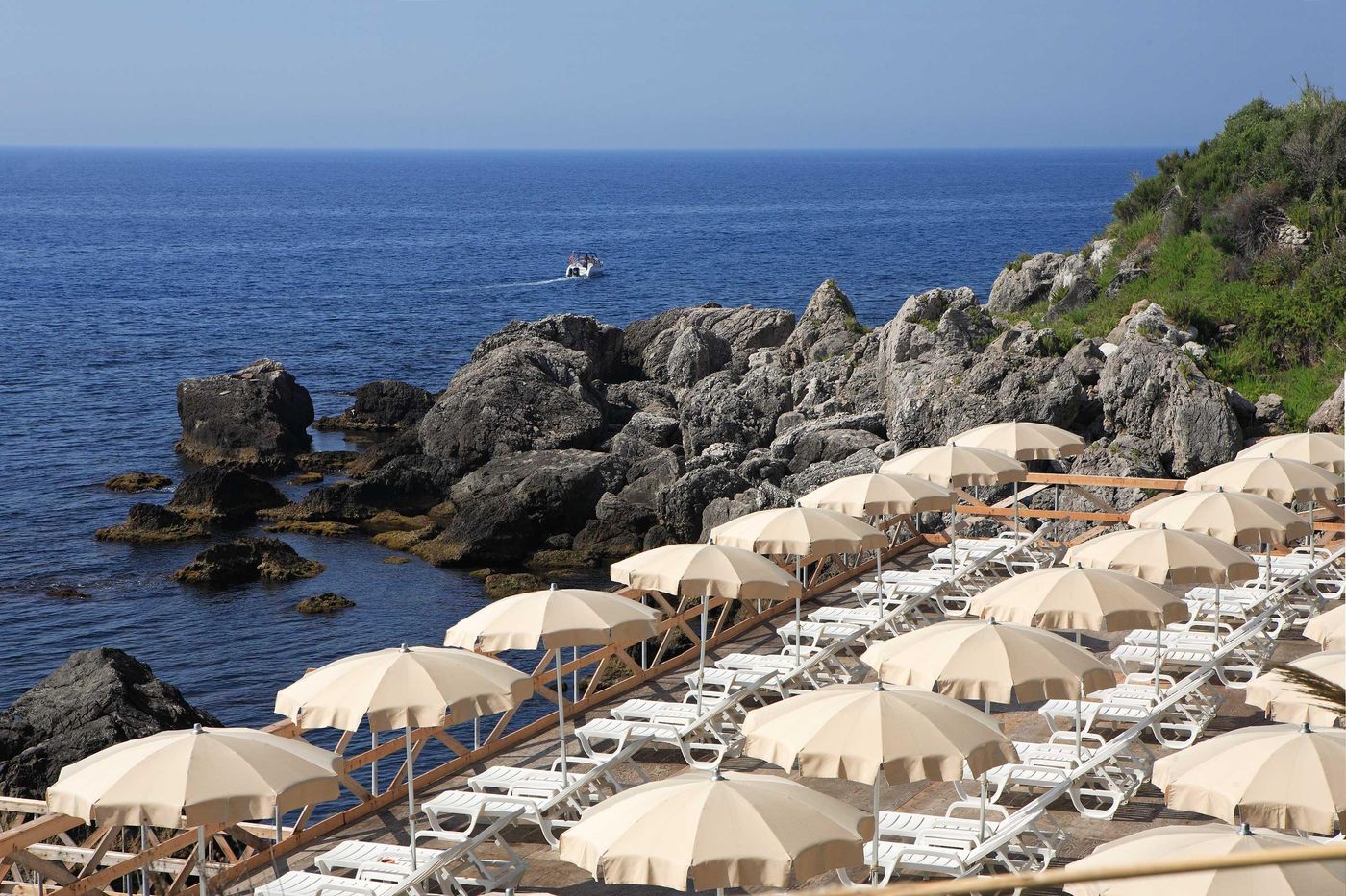 Hotel-Capo-dei-Greci-Beach-43