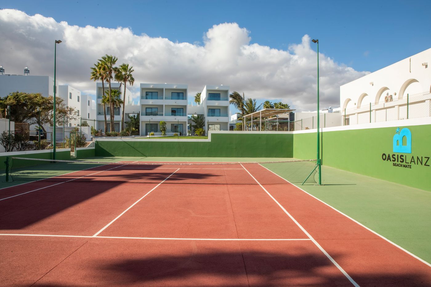 Oasis-Lanz-Beach-Mate-Sports-and-Entertainment-27
