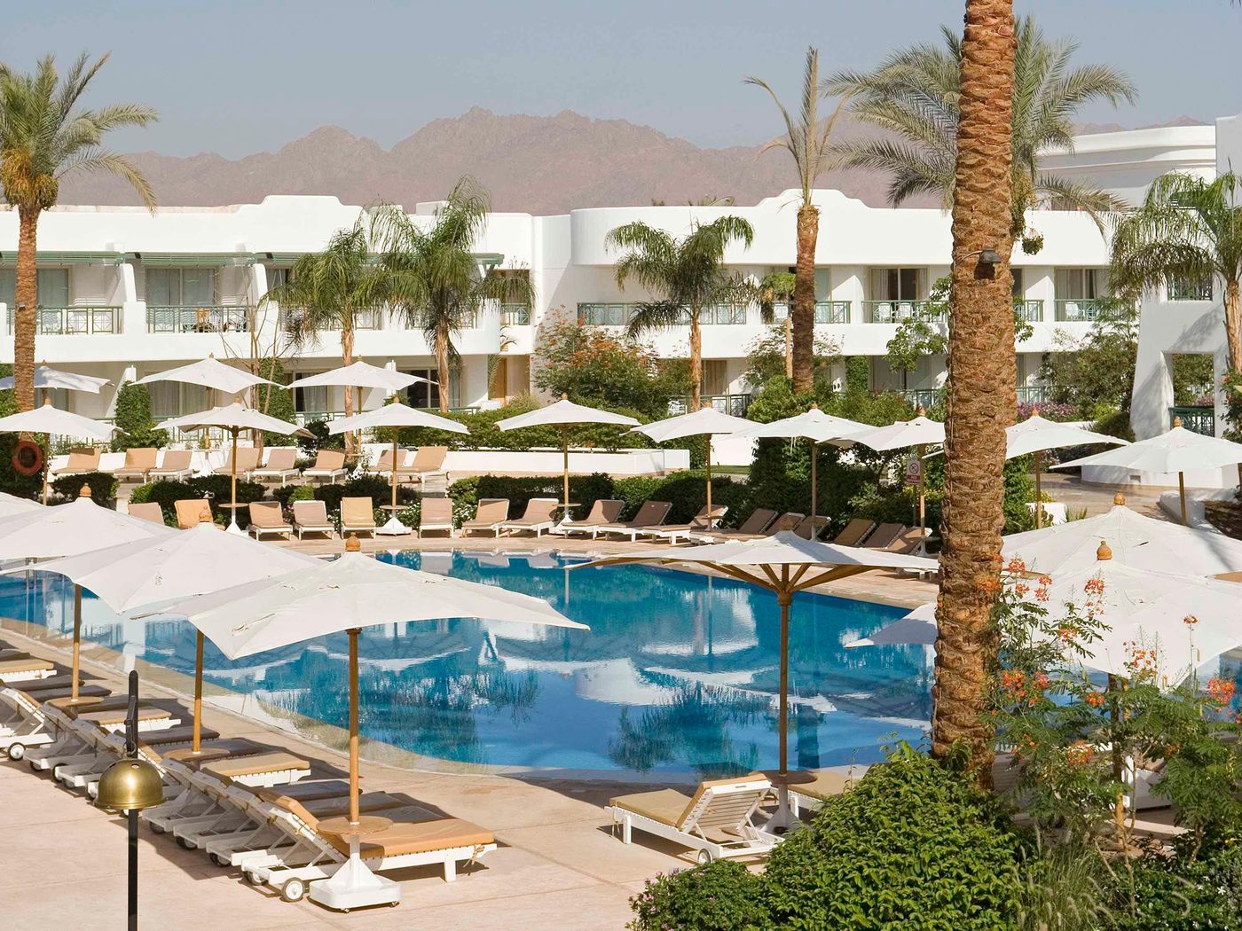 Novotel-Sharm-El-Sheikh-Beach-Pool-2