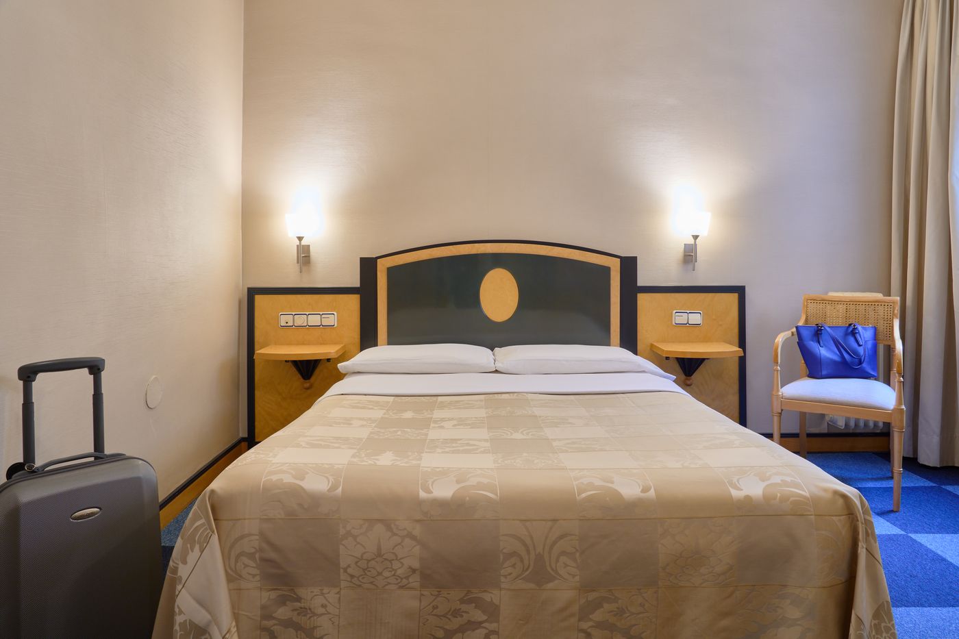 Macia Condor-Spain-GRANADA-Room-10