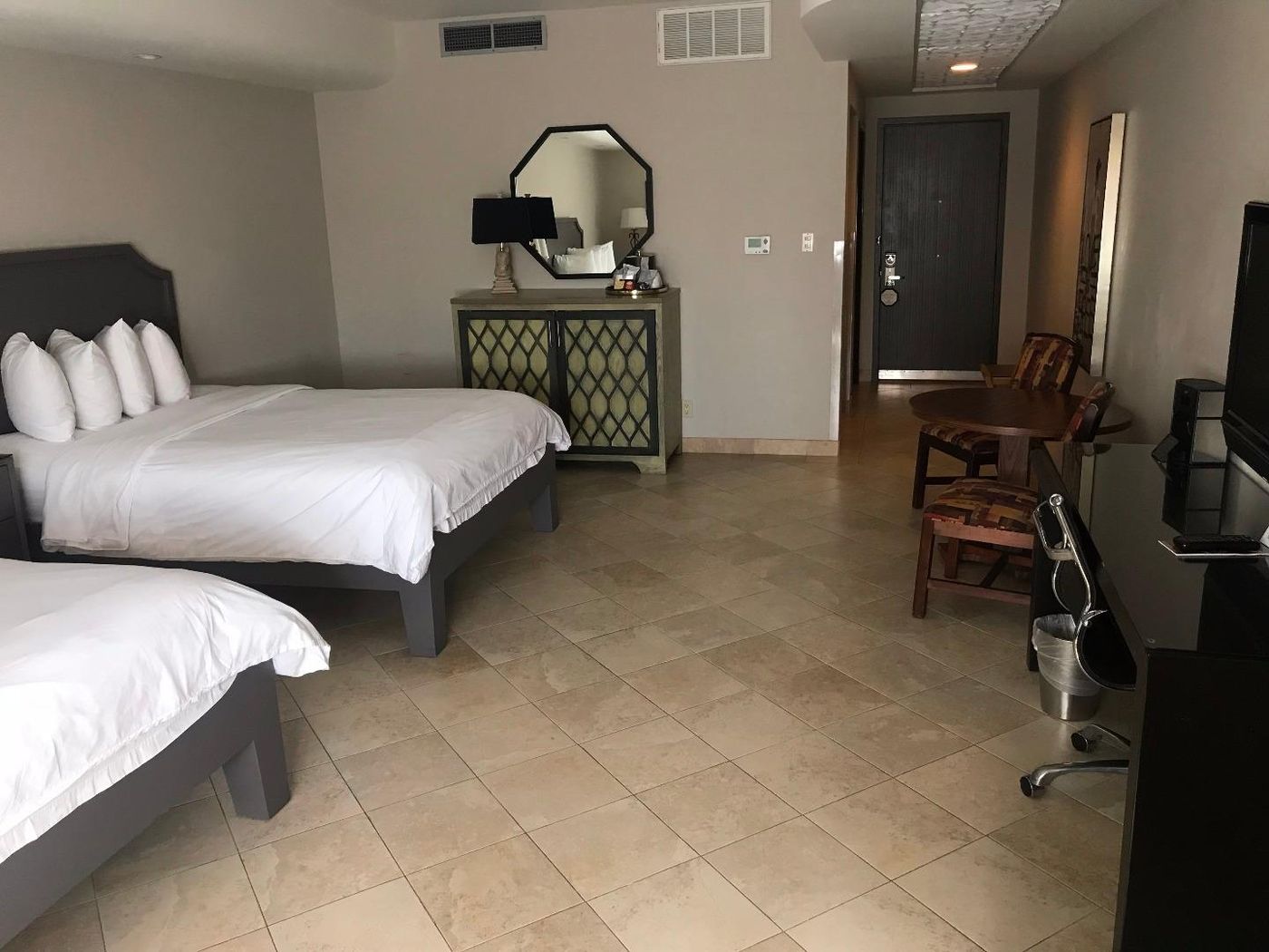 Hollywood-Hotel-Room-25