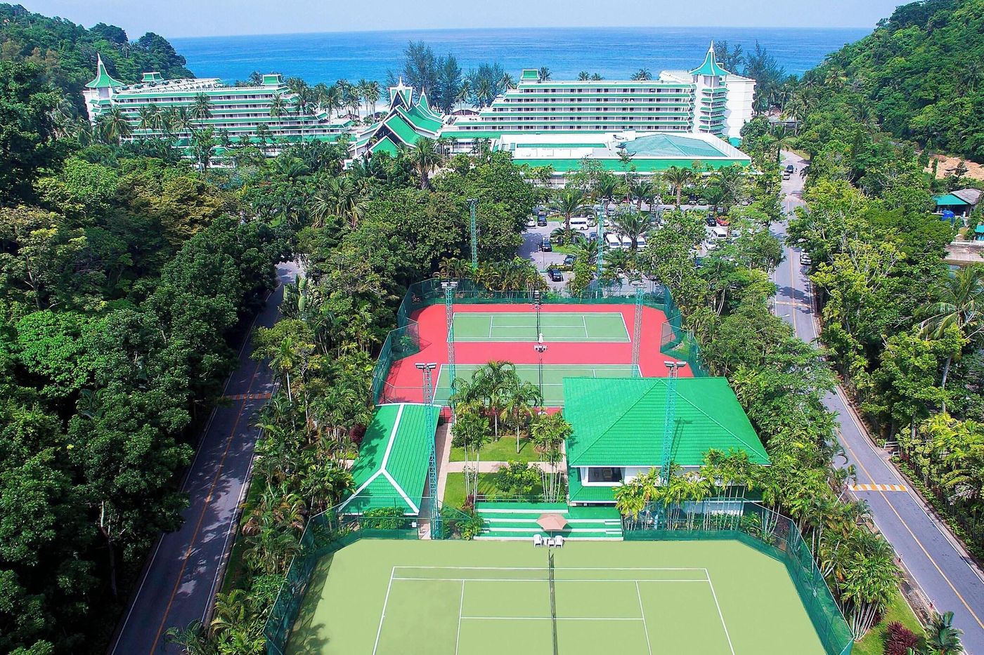Le-Meridien-Phuket-Beach-Resort-Sports-and-Entertainment-17