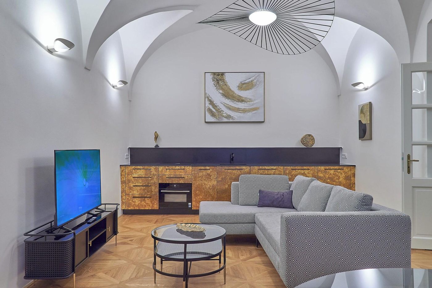 U-Tri-Pstrosu-Room-35