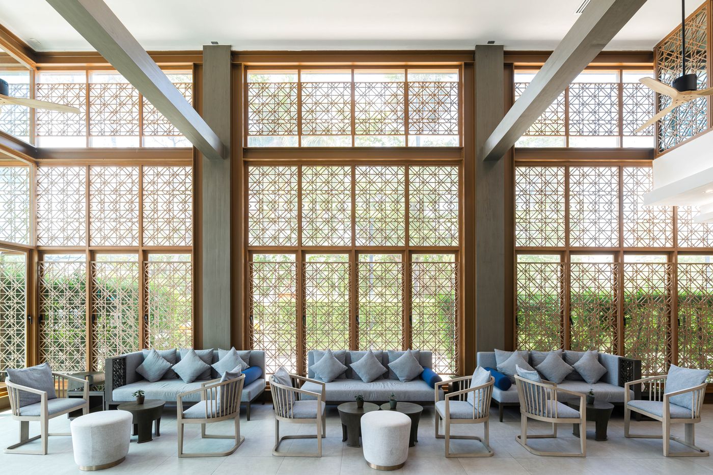 Bella-Nara-Phuket-Naiyang-Beach-Lobby-54