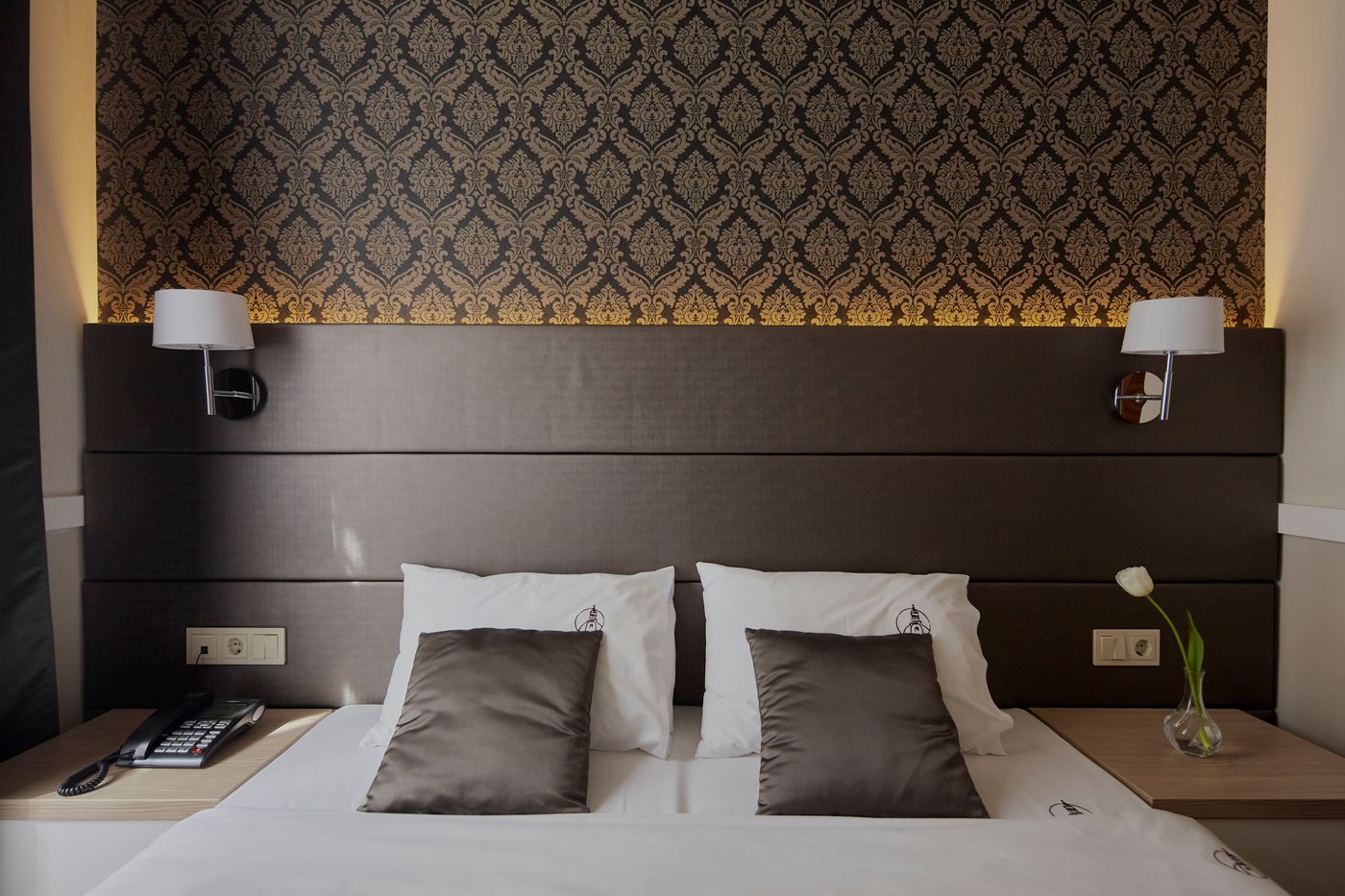 Hotel-Central-Basilica-Room-17