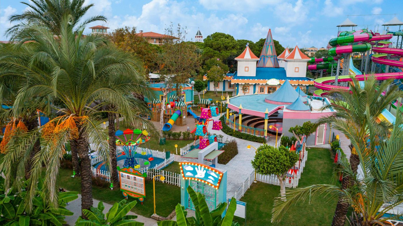 IC-Hotels-Green-Palace---Villas-Pool-62