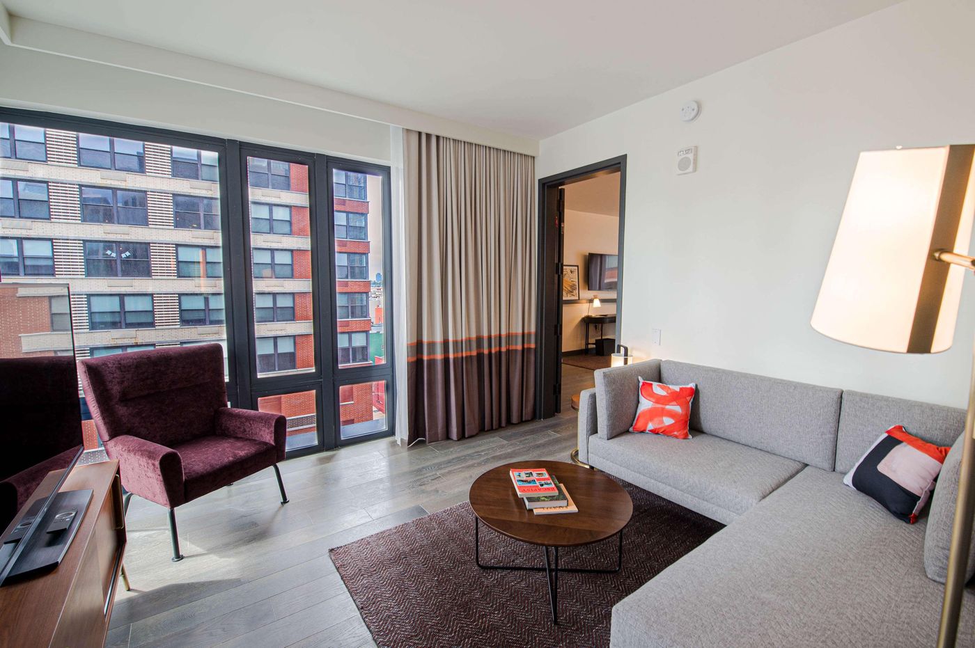 Canopy-by-Hilton-Jersey-City-Arts-District-Room-8