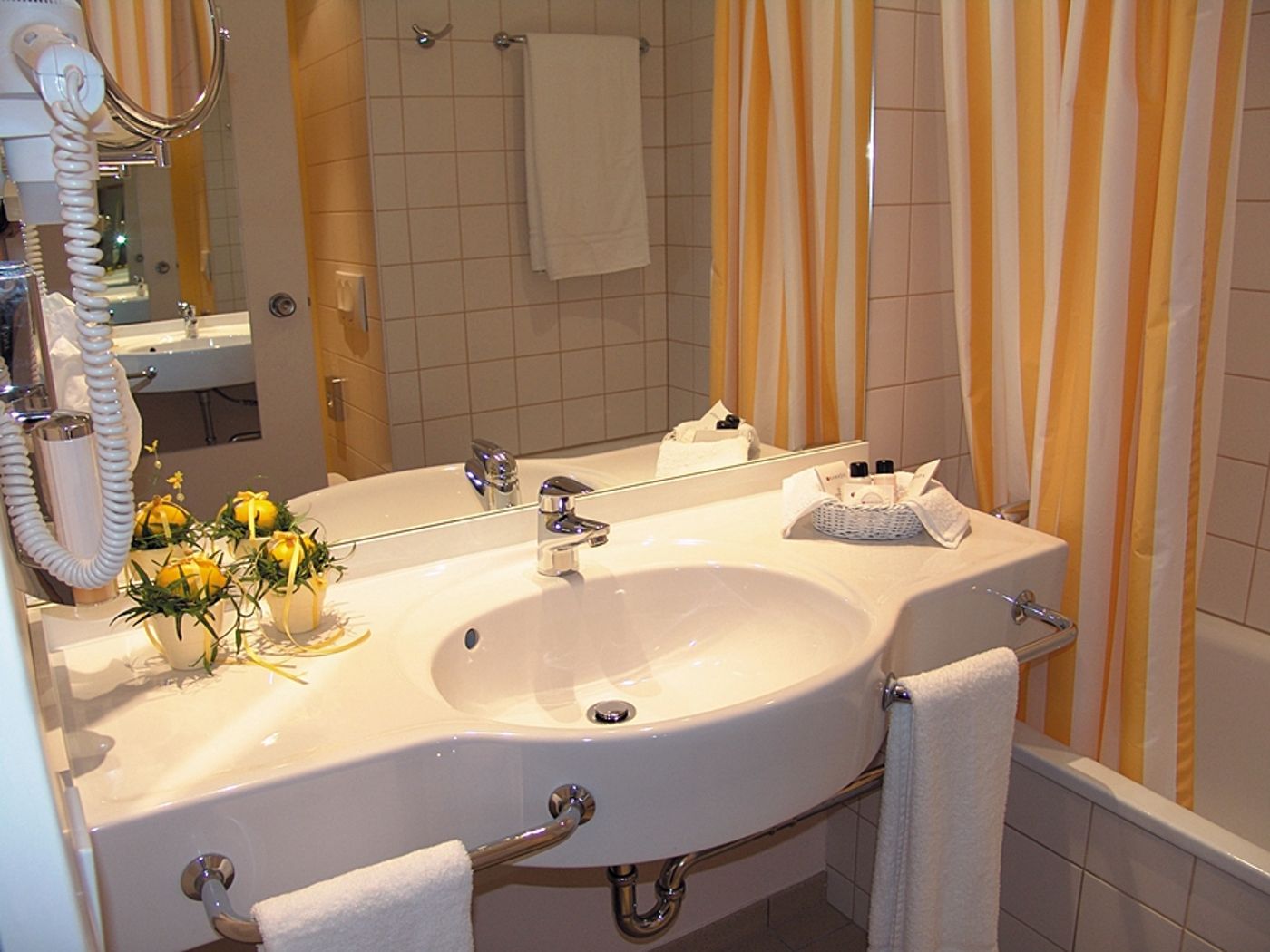 H+ Hotel Bochum-Germany-BOCHUM-General view-3
