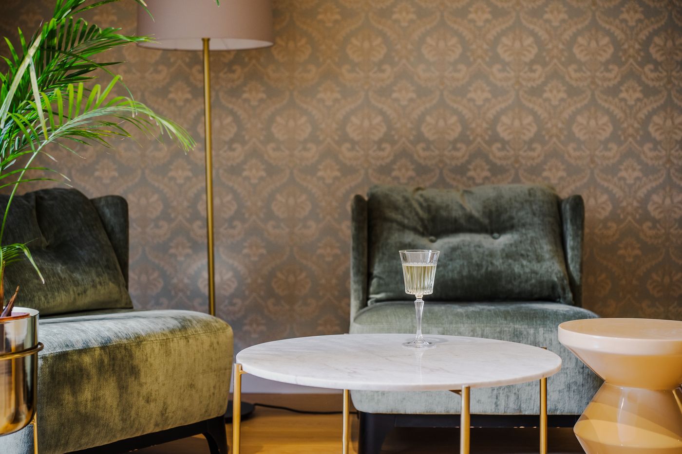 Hotel-Unicus-Palace-Old-Town---Destigo-Hotels-Room-18