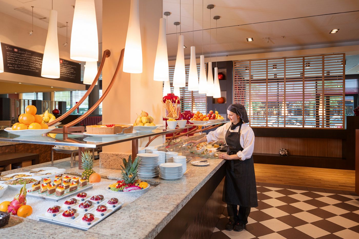 Mövenpick Hotel Frankfurt City - Germany - FRANKFURT AM MAIN - Restaurant - 8