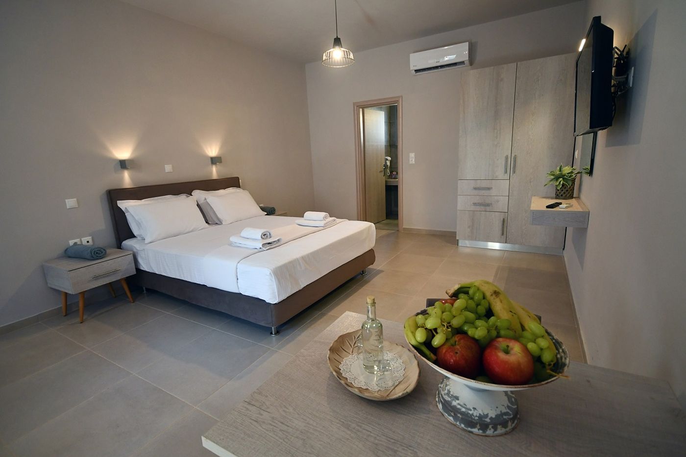 Asteri Suites