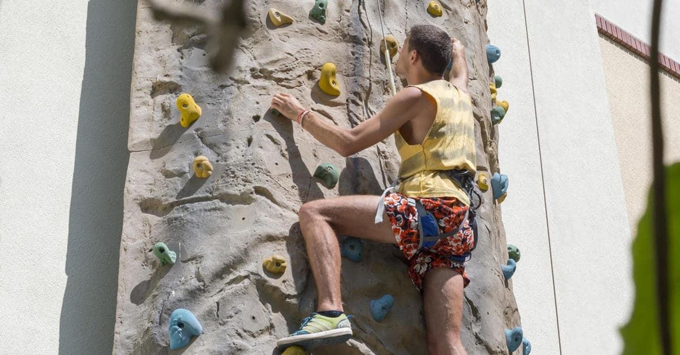 Melia-Sunny-Beach-Resort-Sports-and-Entertainment-61