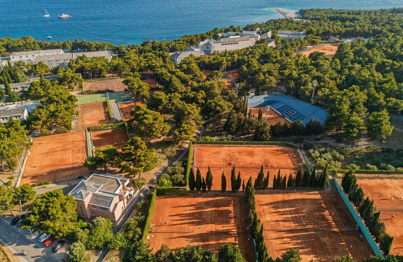 Bluesun-Hotel-Elaphusa-Sports-and-Entertainment-76