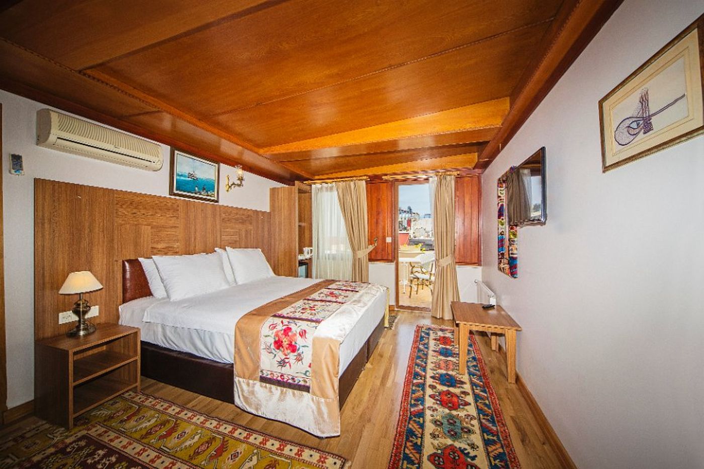 Hippodrome-Special-Room-10