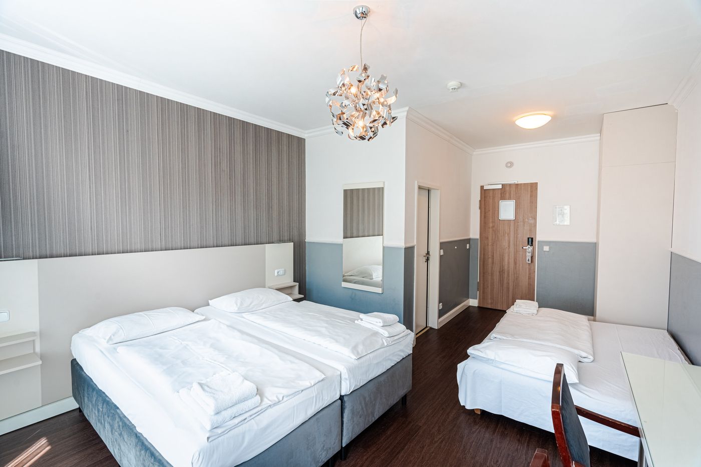 Hotel-Prens-Berlin-Room-16