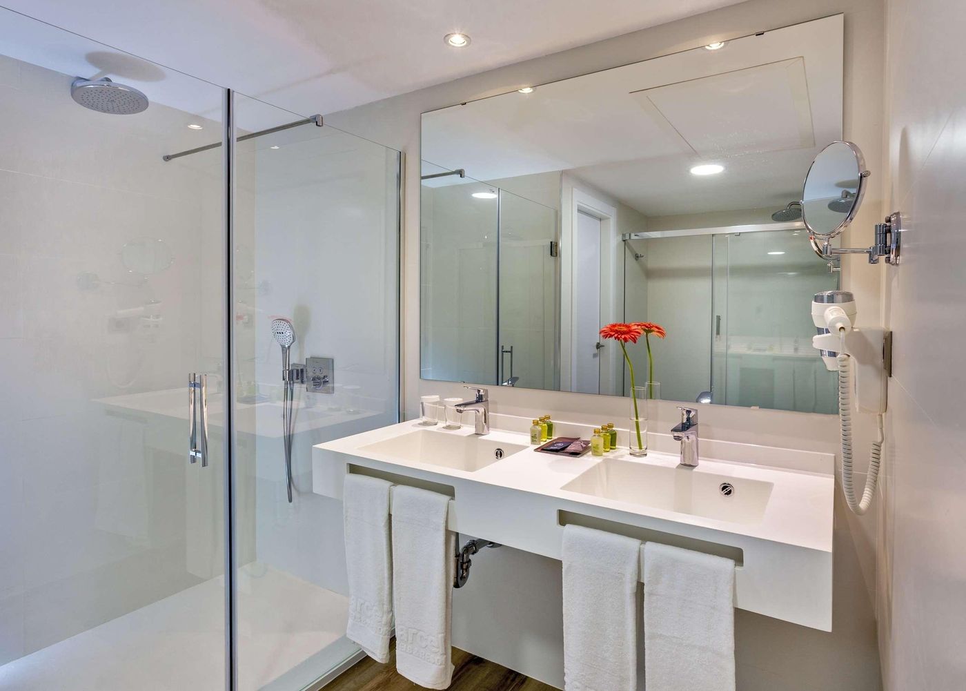 Barcelo-Isla-Canela-Room-42