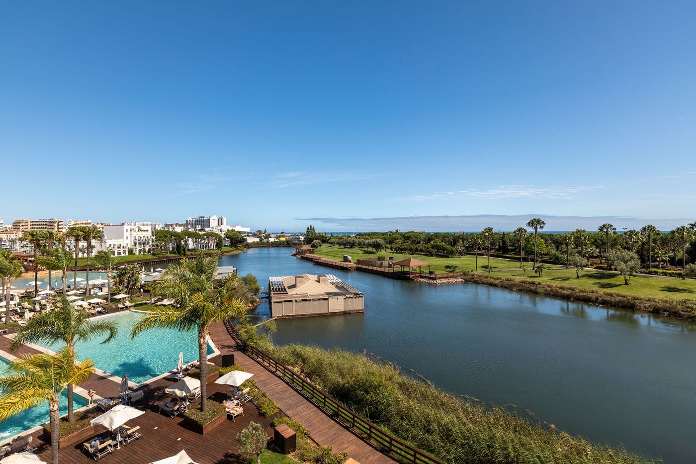 Domes-Lake-Algarve-Room-5